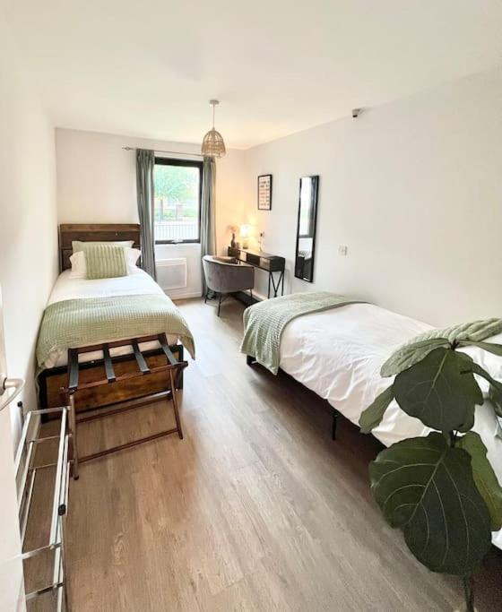 Gorgeous Flat 10 Min Walk To Stadium Free Parking London Exterior photo